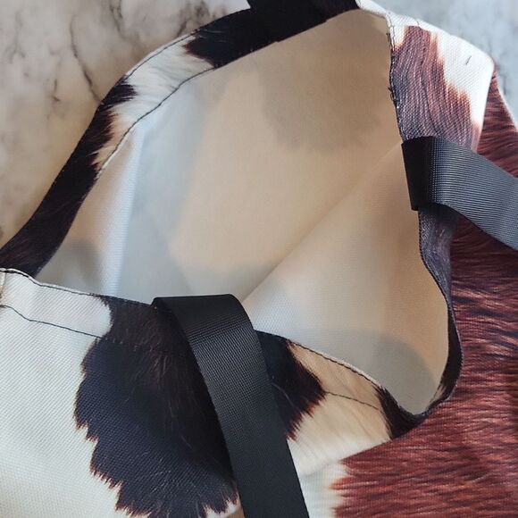 Cow Print Tote Bag with Black Handles Lightweight Shopping Bag - Picture 9 of 14